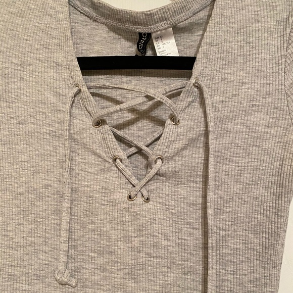 H&M Ribbed Heather Grey Front Lace-Up Dress - Picture 5 of 6